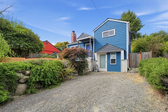 8607 35th Ave SW