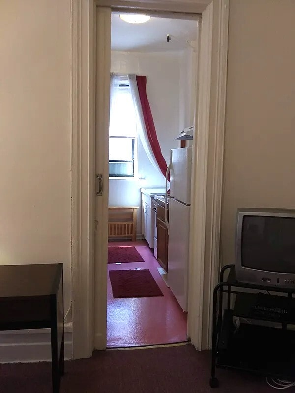 Photo - 556 W 165th St Unit 2