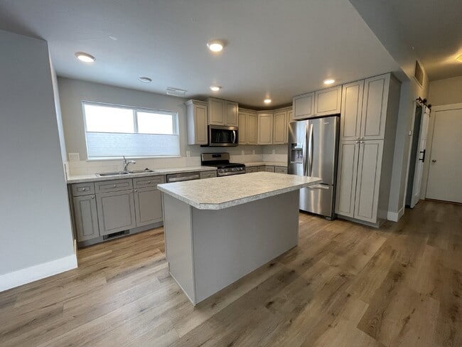 Photo - Practically New 3 Bedroom with Mountain Views!