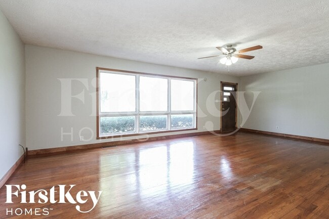 Photo - 6605 W 14th St