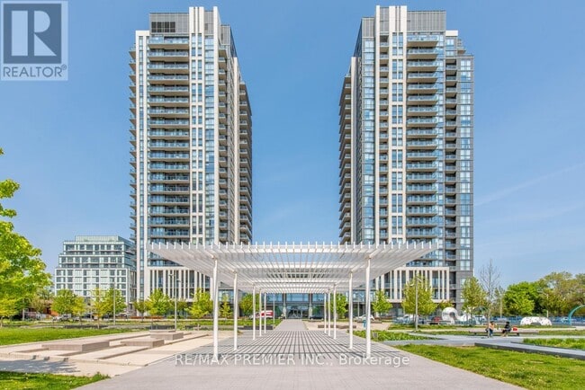 Photo - 17 Zorra St Unit 2101