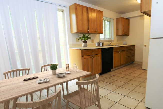 Rosewood Park Apartments