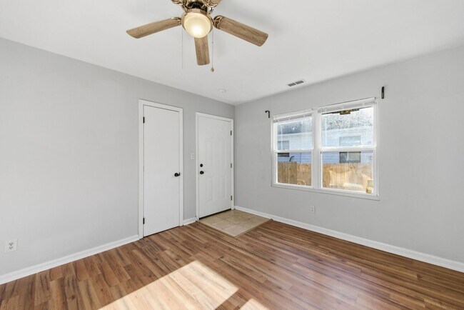 Photo - 116-118 Armon Avenue Unit 118