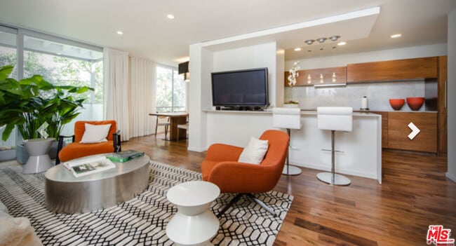 Photo - 406 N Oakhurst Dr Unit 204