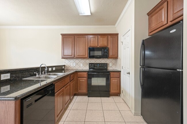 Photo - 163 Forest Dr Loop