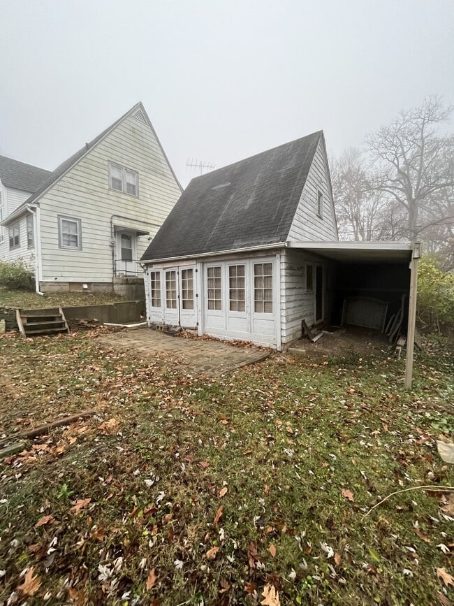 Photo - 1910 Hst W 10th St