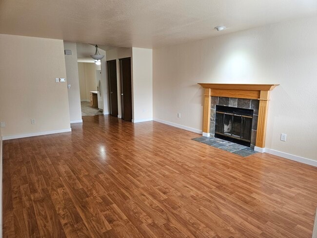 Living room - 10011 33rd Ave SE