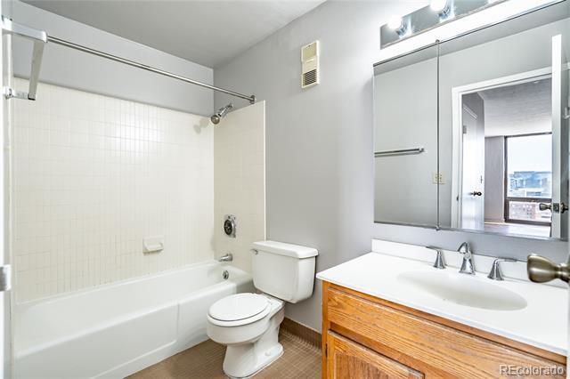 Photo - 1625 Larimer St Unidad 2108