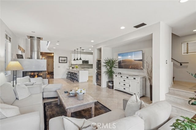 Photo - 610 Marigold Ave