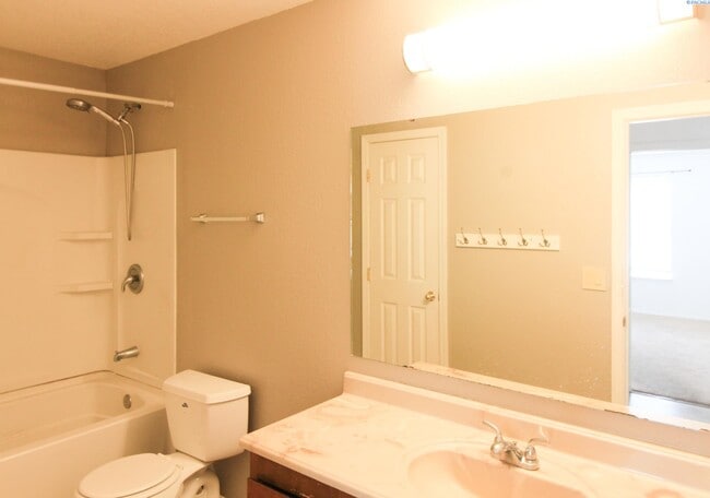 Photo - 2 bedroom, 1 bath in Kennewick