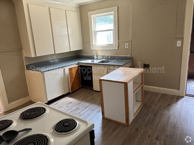 Building Photo - 18 King St Unit 2 Rental