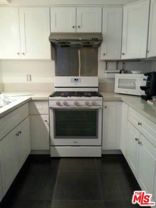 Photo - 2501 W Redondo Beach Blvd Unit 335