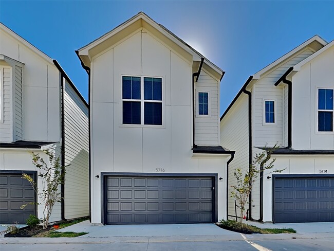 Building Photo - 2605 Turner Quinn Wy