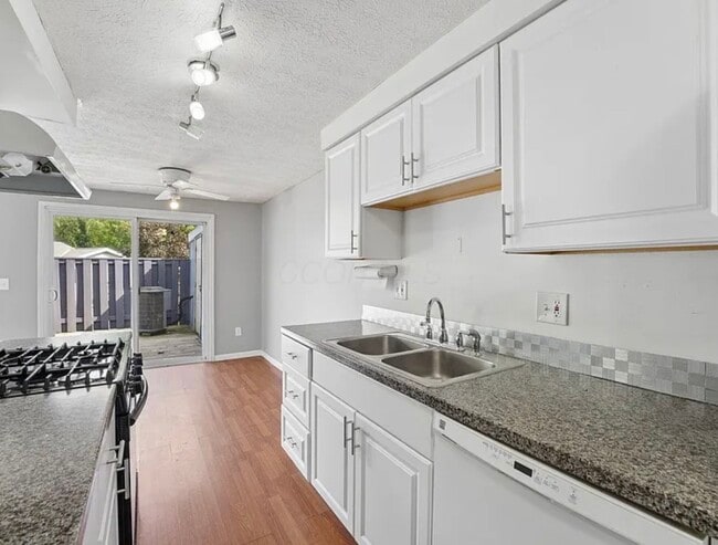 699 Cherry Hollow Rd Unidad 699 Cherry Hollow Rd A