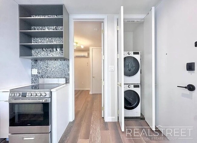 Photo - 1BR in Sunset Park/South Slope | Sunlit, Spacious & Pet-Friendly Unit 2F