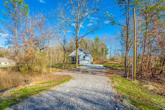 Photo - 808 Hogan Rd