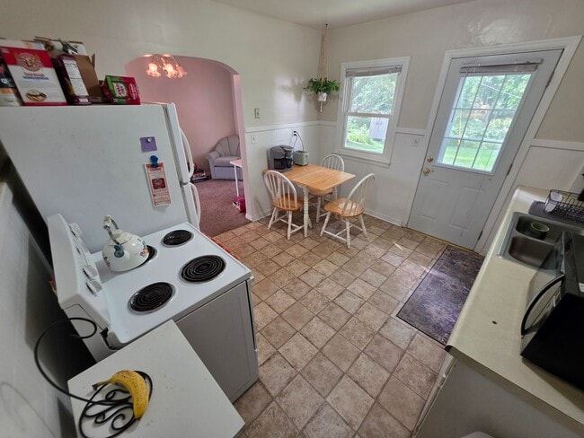Photo - 603-605 Ripley Ave Unit 605 Ripley Avenue