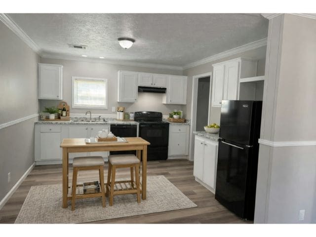 Photo - 9423 Polak Dr