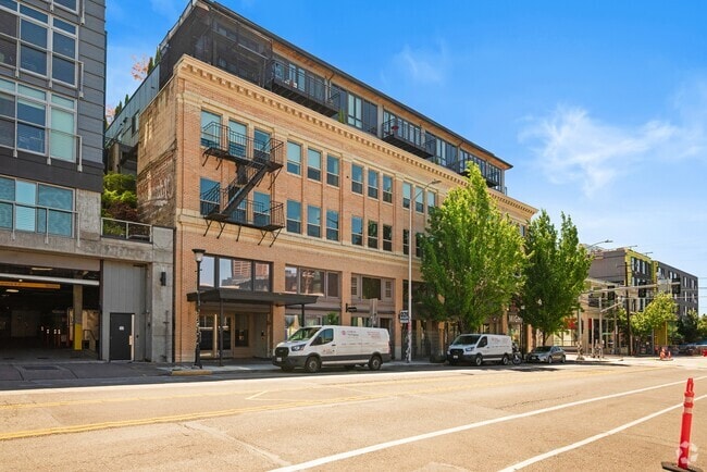 Building Photo - 1408 12th Ave Unit 507 Rental