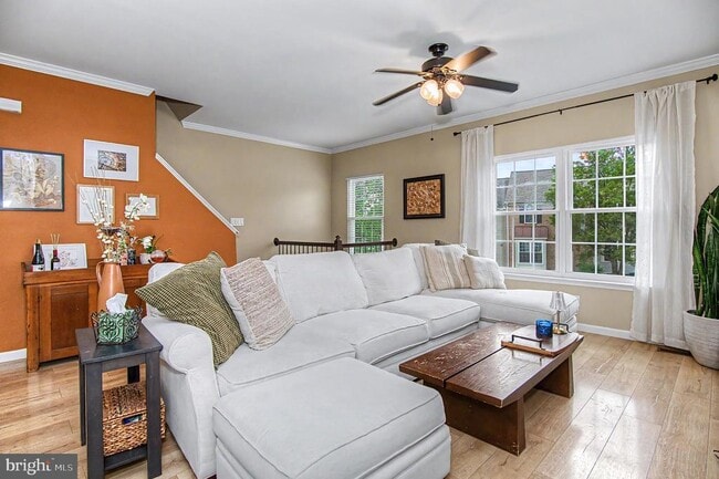 Photo - 510 Lilac Terrace NE