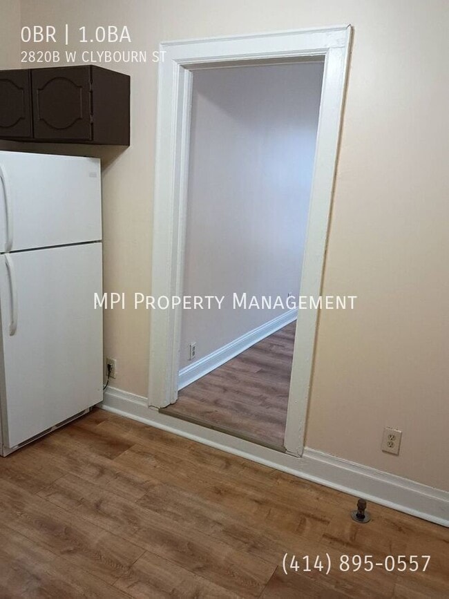 Photo - 2820B W CLYBOURN St