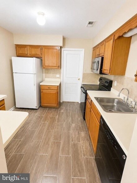 Photo - 612 Mews Dr