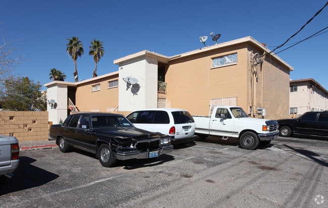 Photo - Palos Verdes Apartments