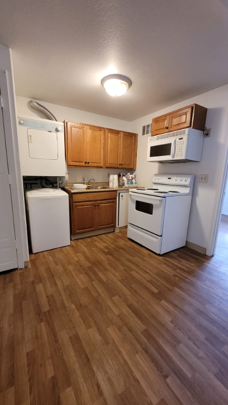 Building Photo - 1008 23rd Ave Rental