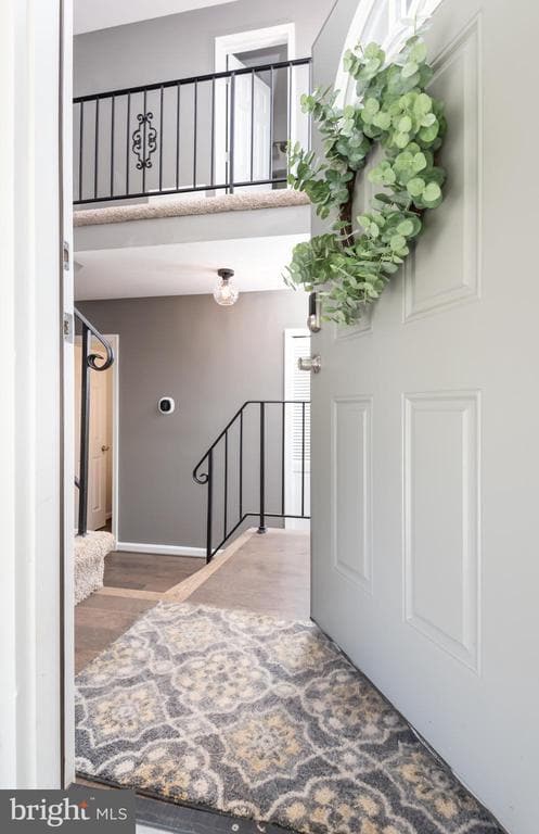 Building Photo - 8601 Cromwell Dr