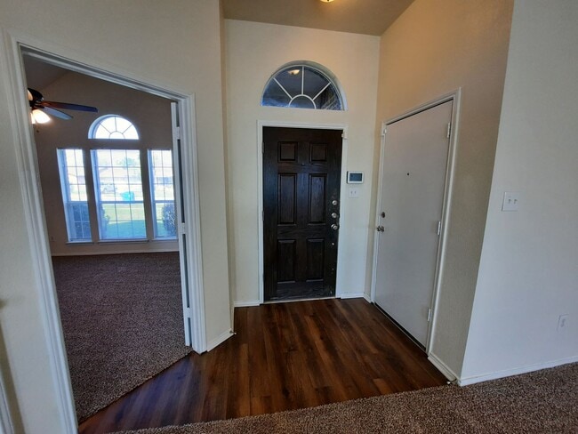 Photo - Available Now.. Absolutely Amazing property