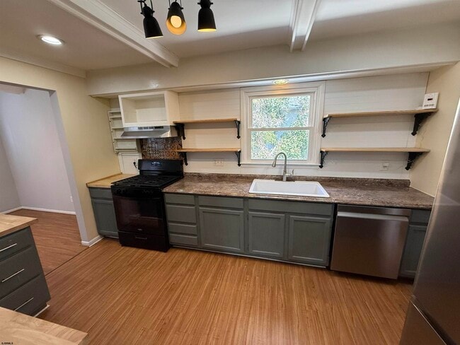 Photo - 230 Bethel Rd