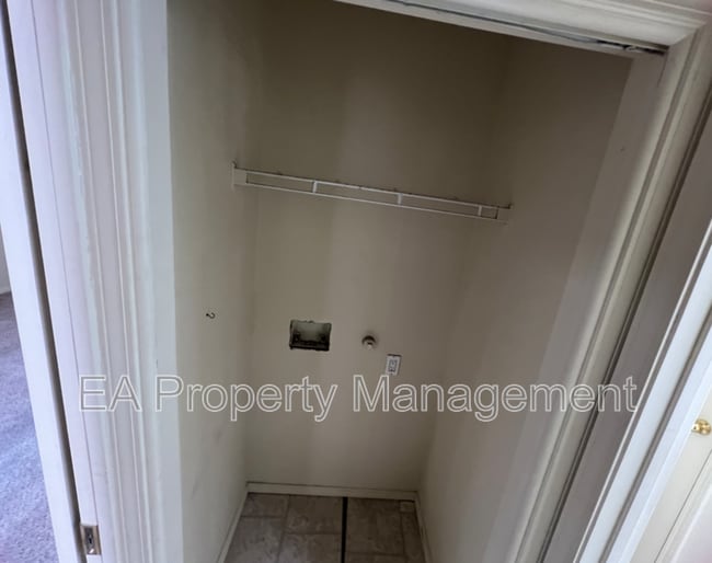 Photo - 10316 Gutierrez Rd NE