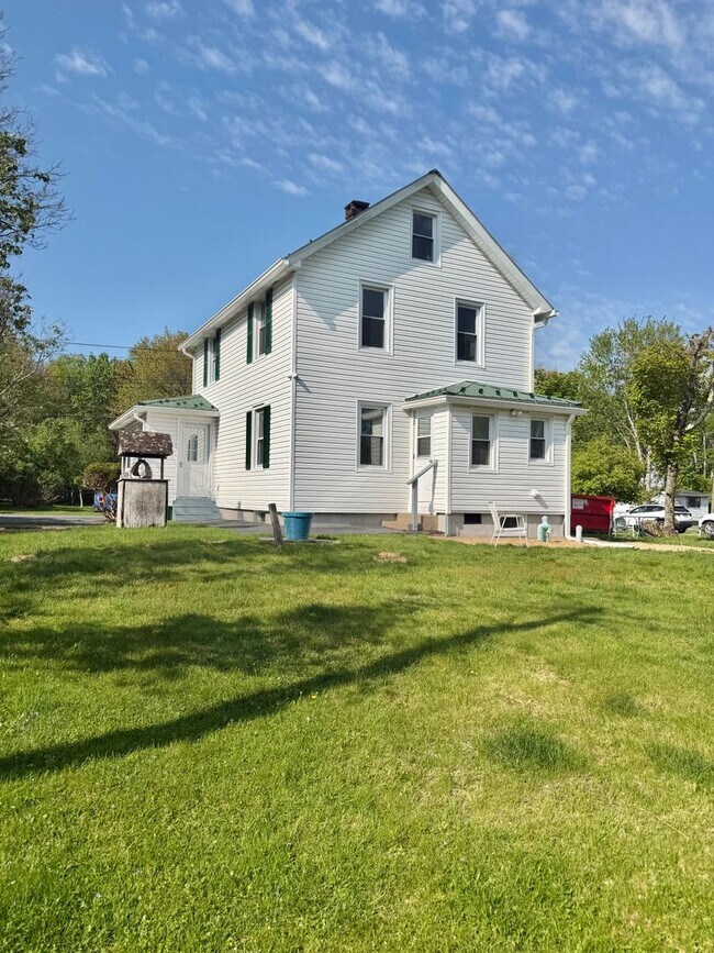 Photo - FOR RENT: Charming Remodeled Arts & Crafts Home in Monticello