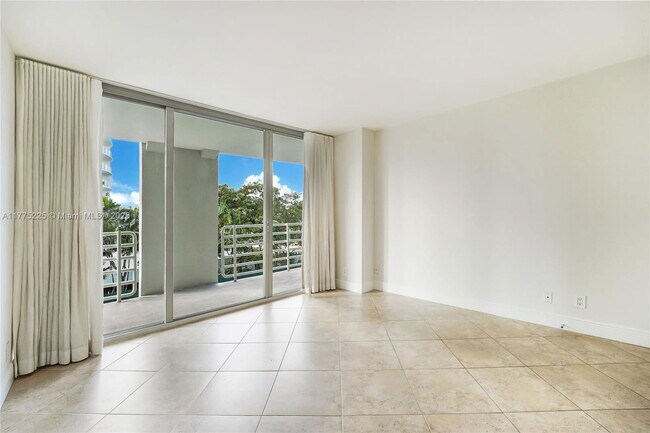 Photo - 2025 Brickell Ave Unit 605