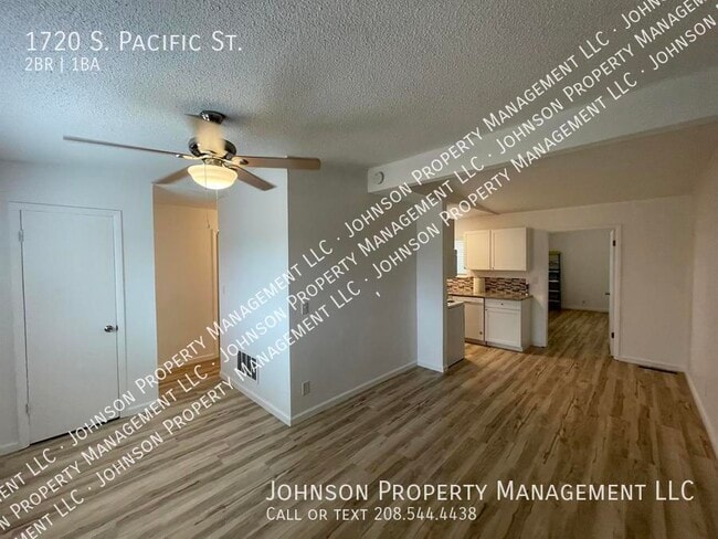 Photo - 1720 S Pacific St