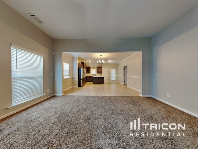 Photo - 3250 Alexandria Dr