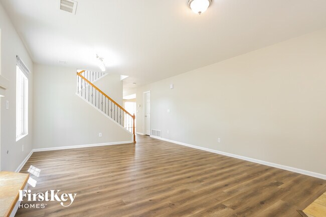Photo - 5047 Orleans Ct