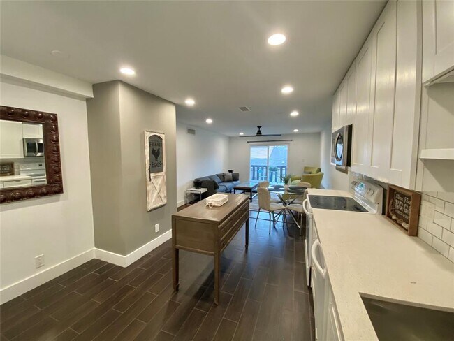 Photo - 3517 Audubon Pl Apartment Unit D7