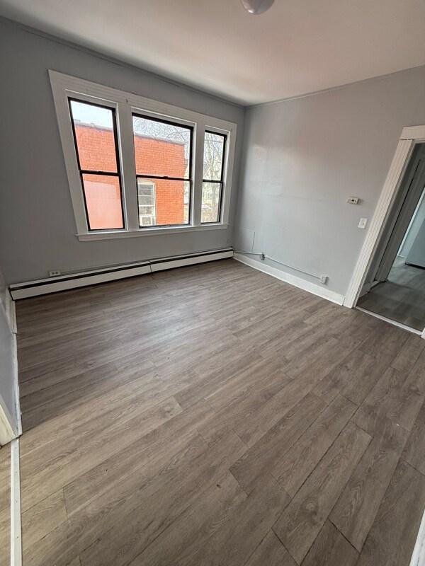 Photo - 17 Marshall St Unidad C2