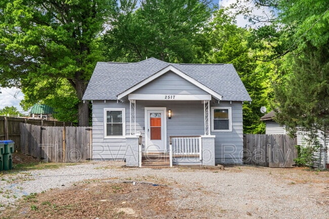 Building Photo - 2517 Haden Ave