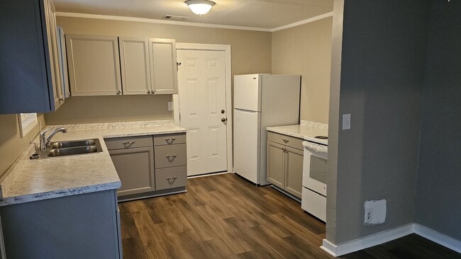 Photo - Adorable 3 bedroom, 2 bath home for lease.