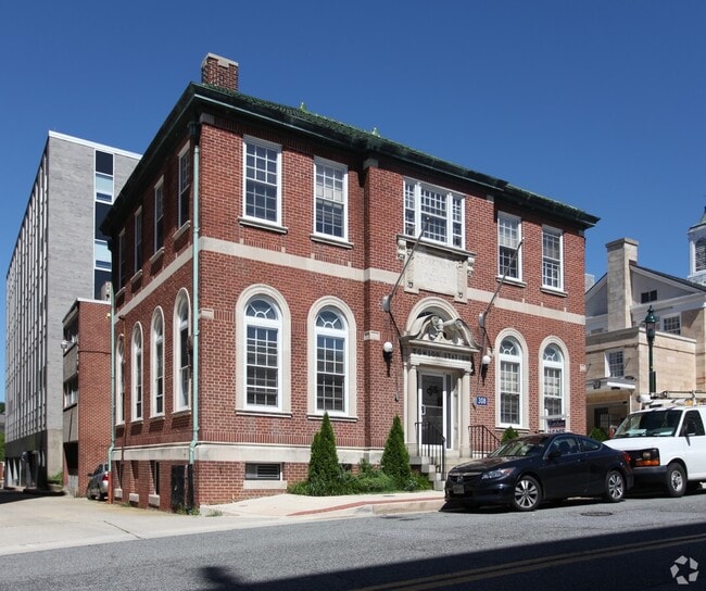 Towson Station Apartments - Towson Station Apartments