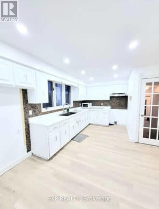 Photo - 4699 Montrose Rd