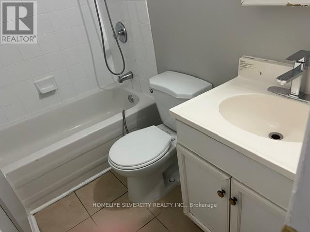 Photo - 6 Rouge Fairway St
