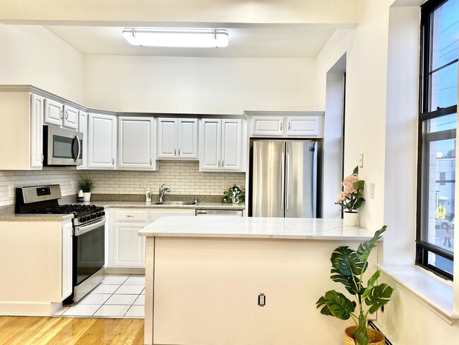 Photo - 88 South St Condo Unit 3