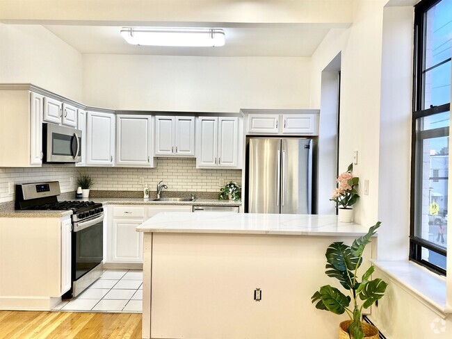 Building Photo - 88 South St Unit 3 Rental