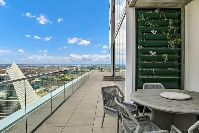 Photo - 301 West Ave Unidad 5203 Rental