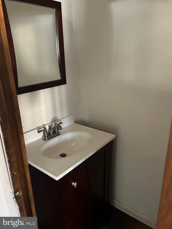 Photo - 89 Rockland Dr