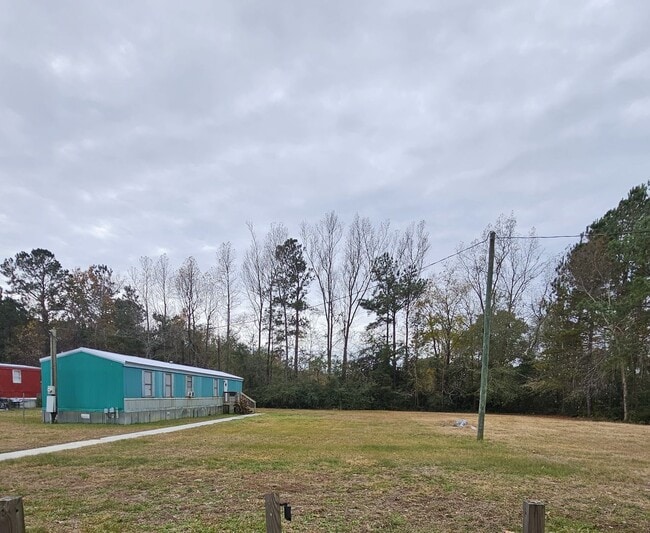Building Photo - 110 Pital Ln