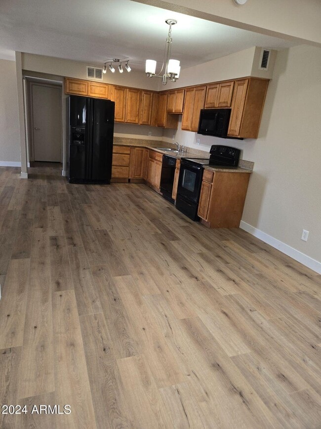 Photo - 14643 N 36th Pl